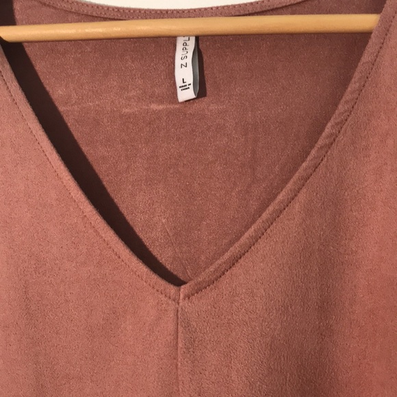 Dusty rose bell-sleeved faux suede top - Picture 2 of 3